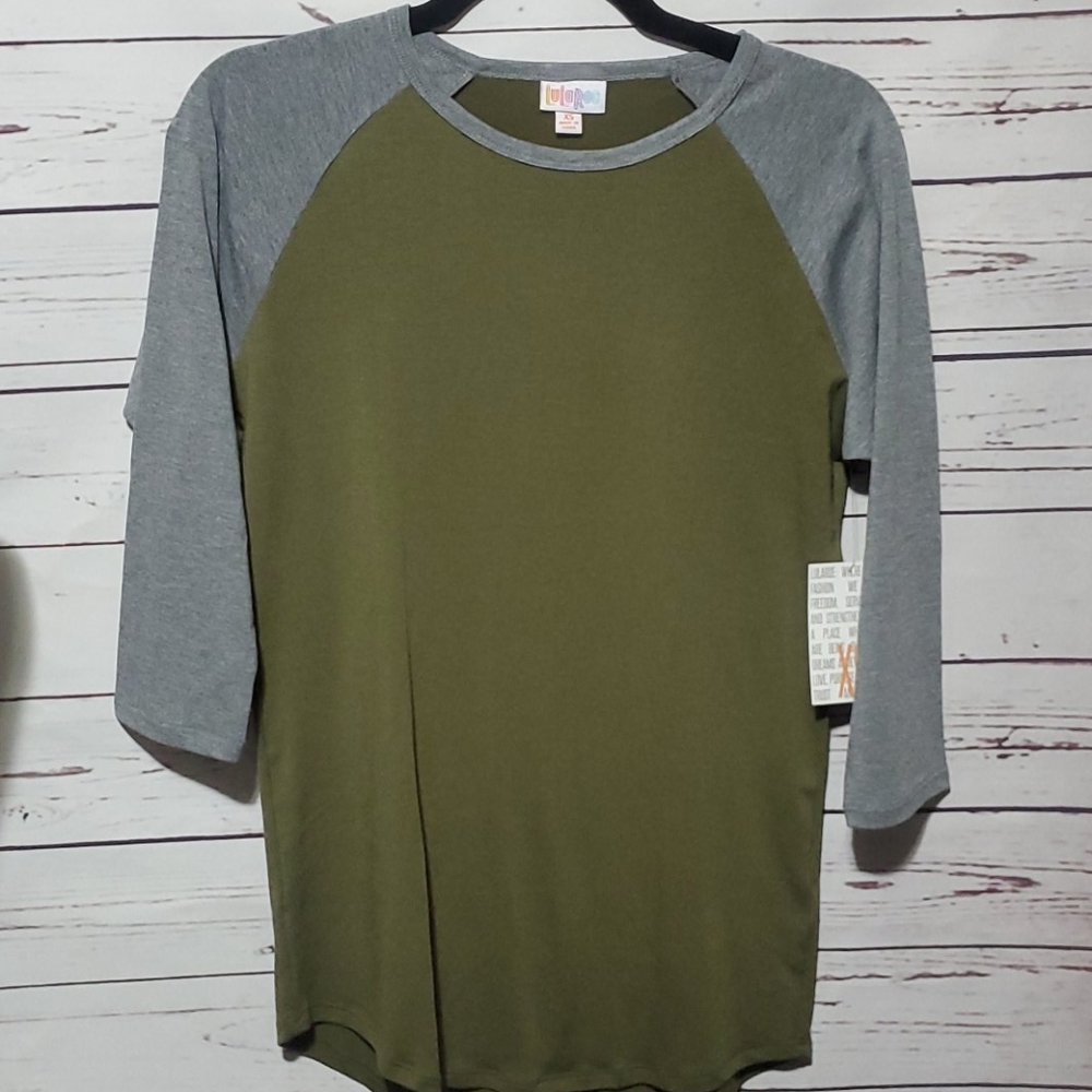 NWT LuLaRoe Randy Baseball T Shirt